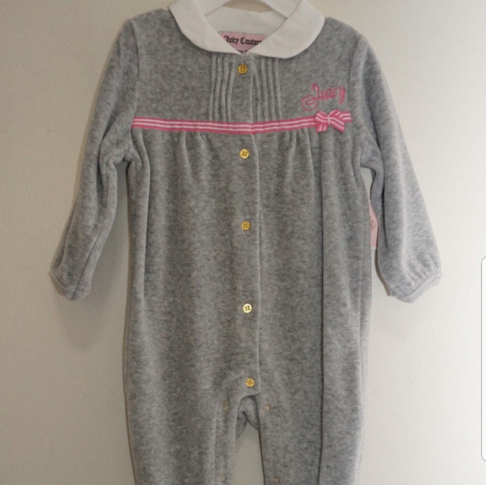 👶 NWT- Juicy Couture Baby Footie Velour (3-6M)